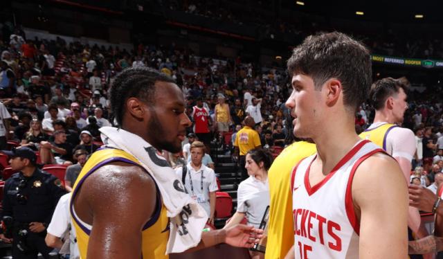 v站-3战得15分！詹皇儿子持续低迷，新秀射手轰25分抢戏