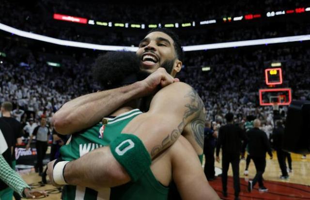 v站-东决G6裁判报告！两次漏判绿军吃亏 巴特勒没二运