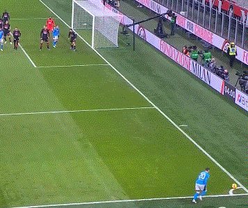 v站体育-【意甲】凯西绝平球被VAR吹掉 AC米兰主场负不勒斯